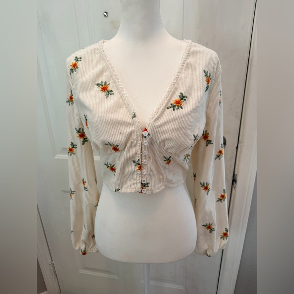 SHEIN Cream Floral Button-Up Blouse